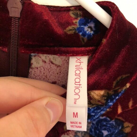 XHILARATION O-Ring Velvet Shift Dress Burgundy Maroon Red Floral Choker Cutout M - Picture 6 of 12